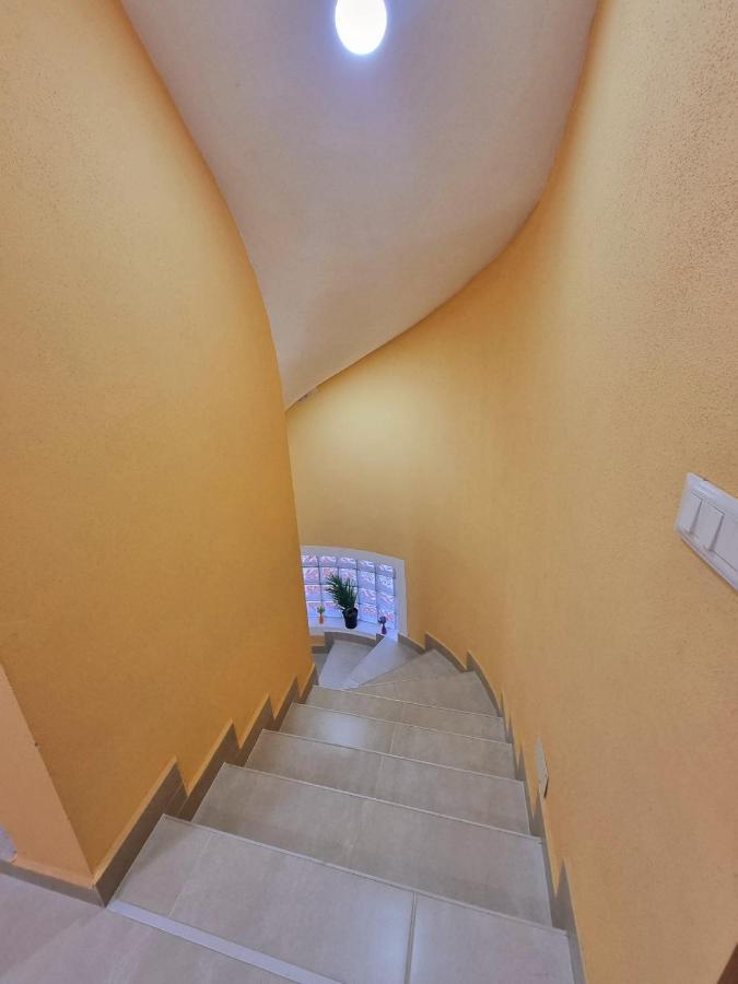 Grandino Holiday Rooms&Apartments Ulcinj Exterior foto