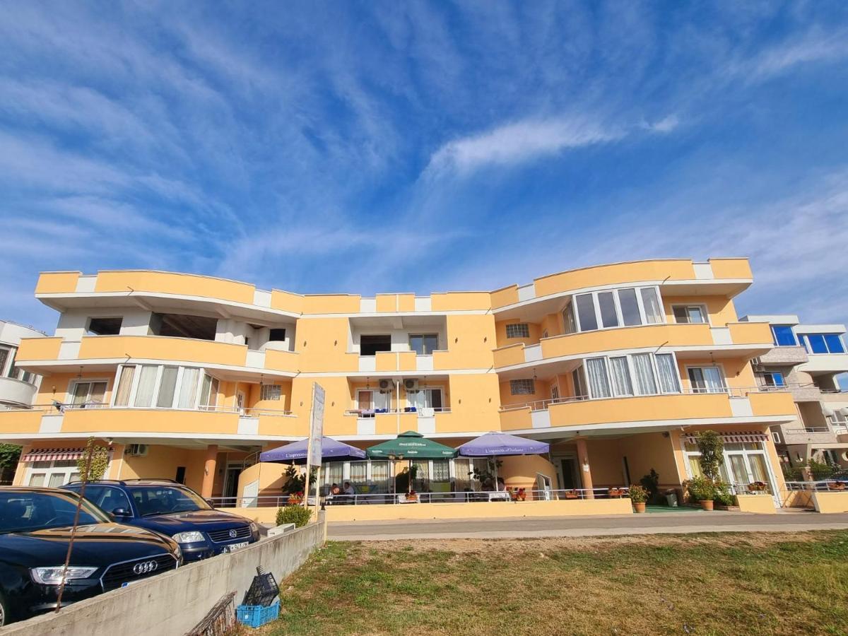 Grandino Holiday Rooms&Apartments Ulcinj Exterior foto